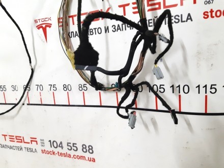 Электропроводка потолка Tesla model S 1004556-00-E
Доставка по Украине Новой по. . фото 3