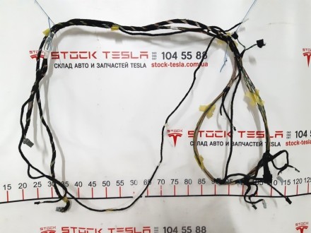 Электропроводка потолка Tesla model S 1004556-00-E
Доставка по Украине Новой по. . фото 2