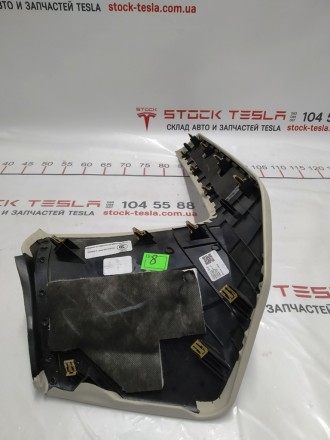 Накладка центральной панели нижняя правая 13A PUR CREAM на авто Tesla Model S, S. . фото 4