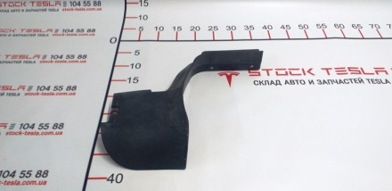 Обтекатель накладки порога правый Tesla model S 1003697-00-D
Доставка по Украин. . фото 5