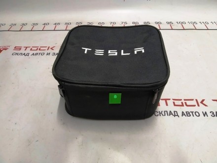 Сумка для хранения фаркопа Tesla model X 1482424-00-A
Доставка по Украине Новой. . фото 2