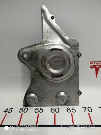 Пластина заднего подрамника правая Tesla model S 6008491-00-B
Доставка по Украи. . фото 1