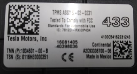 Антена датчиков давления в шинах (TPMS) Tesla model X S REST 1034601-00-D
Доста. . фото 5
