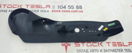 Накладка декоративная сиденья водителя нижняя левая Tesla model 3 1088964-00-F
. . фото 5