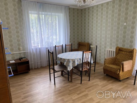 Здається в оренду двоповерхова частина будинку,р-н Павленки