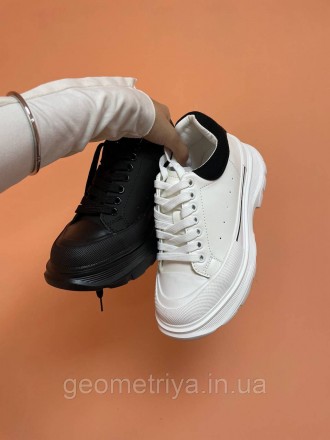 
Теплі кросівки у стилі MCQUEEN LOW WHITE
Демісезонні жіночі кросівки стануть у . . фото 9