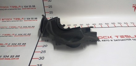 Накладка стакана переднего правая резин. Tesla model S 1005419-00-C
Доставка по. . фото 3