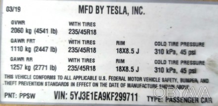 Этикетка (лейба, наклейка) основная c производственной информацией Tesla model 3. . фото 1