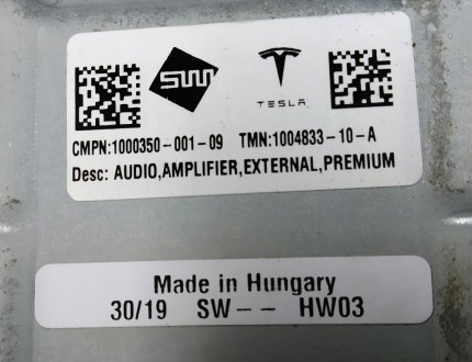 Усилитель аудио PREMIUM (под восстановление) Tesla model X S REST 1004833-10-A
. . фото 6