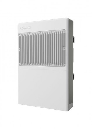 Комутатор MikroTik CRS318-16P-2S+OUT outdoor (1x16GE PoE, 2x10G SFP+, 1хConsole,. . фото 2