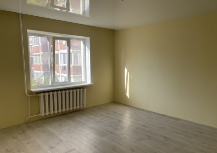 Продаётся светлая и просторная и комфортная 4-х комнатная квартира с кладовкой 8. . фото 13