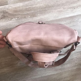 
Стильный женский рюкзак сумка
 Характеристики:
Материал: Плотная и высококачест. . фото 10