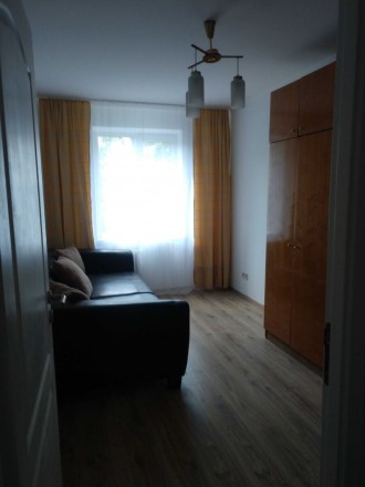 Продам 3х комнатную квартиру в Днепровском районе, по ул. Малишко 29. 
Квартира . . фото 3