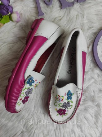 Детские мокасины Kellaifeng для девочки туфли кожаные розовые с белым
Состояние:. . фото 3