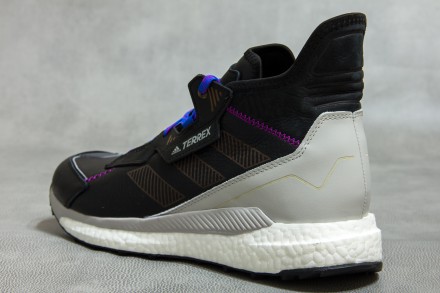 НОВІ  Туристичні черевики Adidas Terrex Free Hyperblue Mid.
   Опис:
-  Створе. . фото 4