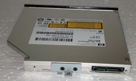 DVD привод з ноутбука HP 625 574285-6С0 GT30L

Стан гарний. Без пошкоджень.
В. . фото 8