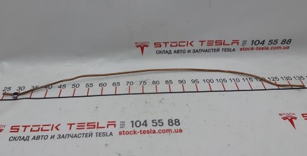 Трубка медная тросика привода люка правого Tesla model S, model S REST 6008690-0. . фото 3