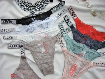 Трусы от Victoria Secret ,с камнями , хит этого сезона. Київ. фото 1 Трусы от Victoria Secret ,с камнями , хит этого сезона. Київ. фото 1