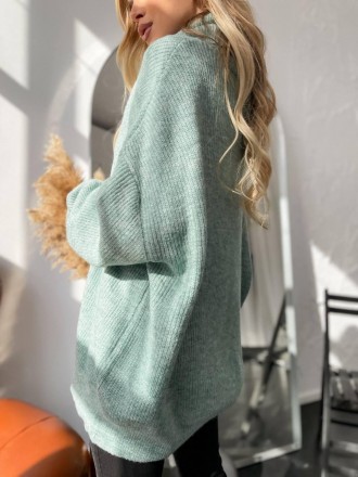 Женский длинный теплый свитер оверсайз из шерсти.
Свитер мягкий и нежный, отличн. . фото 3