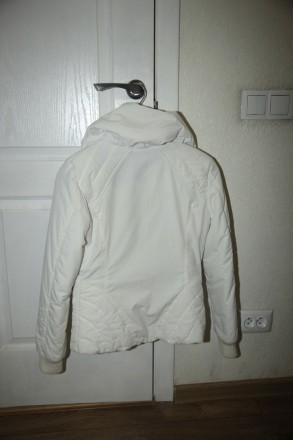 Белая куртка фирмы Манго, пуховичок осенний. Размер - S, наш -44. В отличном сос. . фото 5