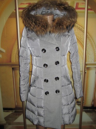 Продам зимнюю куртку-пальто S размера. Носится как куртка, потом можно переделат. . фото 2