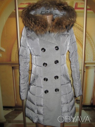 Продам зимнюю куртку-пальто S размера. Носится как куртка, потом можно переделат. . фото 1