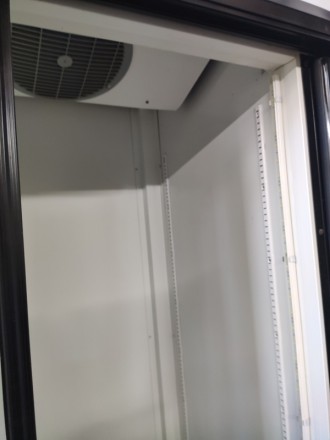 Холодильна вітринна шафа, підготовлена, в хорошій якості.
Розсувні двері, підсв. . фото 11