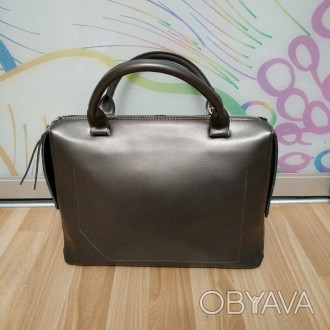 Женская сумка из натуральной кожи, цвет серый металлик, в идеальном состоянии, е. . фото 1