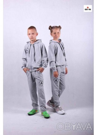Подростковый костюм на мальчика и девочку р.36-44
Подростковый спортивный костюм. . фото 1