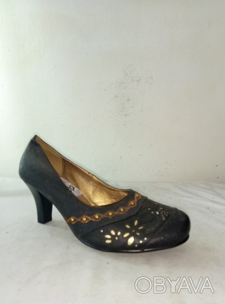 Туфли женские JINGDA, доступные размеры 36, 37, 38. . фото 1