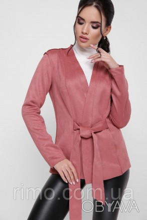 Элегантный женский пиджак, выполненный из экозамши. Талия фиксируется поясом. Ро. . фото 1