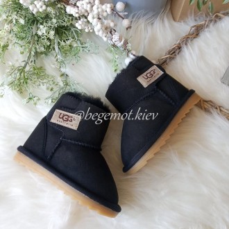 Натуральные детские угги UGG Australia Черный. Киев. фото 1 Натуральные детские угги UGG Australia Черный. Киев. фото 1