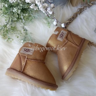 Детские угги натуральные на девочку UGG Australia. Киев. фото 1 Детские угги натуральные на девочку UGG Australia. Киев. фото 1