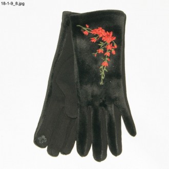 Описание товара:
Женские трикотажные стрейчевые перчатки с велюровым верхом.
На . . фото 3