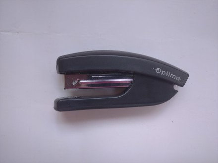 Продам степлер "Оptima", скобы 26/6 и 24/6. Пластиковый корпус, металл. . фото 2