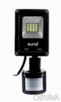 Светлодиодный прожектор ТМ Ecolend
Светодиодный прожектор укомплектован датчиком. . фото 1