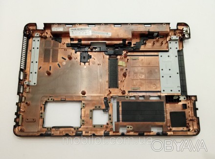 Корпус Acer E640 (NZ-4058) 
Часть корпуса поддон и стол к ноутбуку Acer E640. Ес. . фото 1