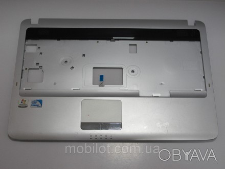 Часть корпуса (Стол) Samsung RV510-A01 (NZ-4231) 
 Часть корпуса стол к ноутбуку. . фото 1
