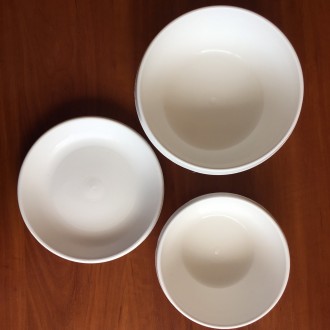 Продам набор пластиковой посуды (салатница большая 10 шт.+ салатница малая 10 шт. . фото 4