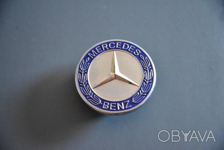 Эмблема Mercedes 57 мм "на защелке".
Заводской номер детали: A17140001255337
Цве. . фото 1