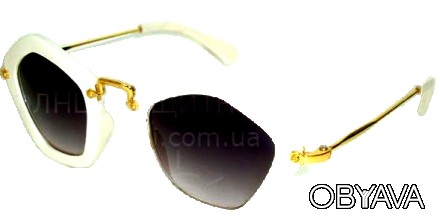 Модные очки в стиле ретро
 
 уценка - товар с витрины, оправа поцарапана
 
Солнц. . фото 1