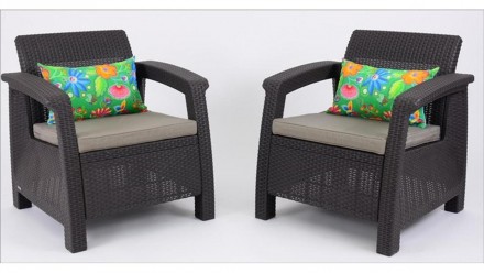 https://allibert-keter.com.ua/

Два комфортних крісла з м'якими подушками. . фото 9