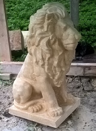 Скульптура левів з натурального каменю-вапняку.Розміра на фото-114+86+54.Можливі. . фото 6