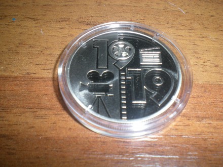 юбилейные монеты Украины 5 гривен в.16.54.д.35мм.т.40.000.год 2019.серия Вне сер. . фото 2
