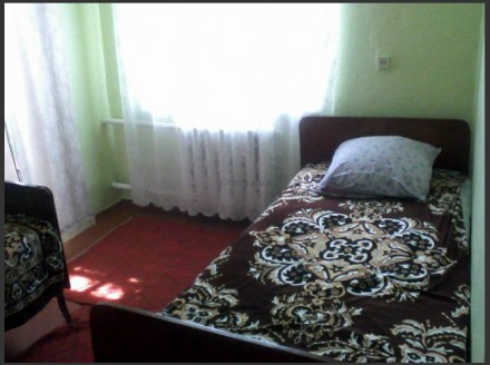 Сдам дом - 2 комнаты ( 3 кровати + диван + кресло) и кухня( газ, вода, посуда, х. Скадовск. фото 3