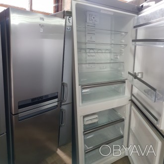 Холодильник в ідеальному стані та повністю робочий. 
Є доставка по Києву та киї. . фото 1