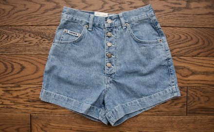 Шорты женские джинсовые Crown Jeans модель 110 (VNTR). Черновцы. фото 1 Шорты женские джинсовые Crown Jeans модель 110 (VNTR). Черновцы. фото 1