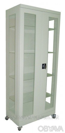 Металлический шкаф медицинский двухдверный с четырьмя переставными полками предн. . фото 1