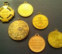 Колекціонерам - фалеристам продам старовинні іноземні нагороди:

- Медаль в па. . фото 7