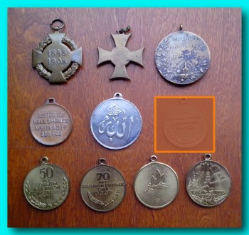 Колекціонерам - фалеристам продам старовинні іноземні нагороди:

- Медаль в па. . фото 9